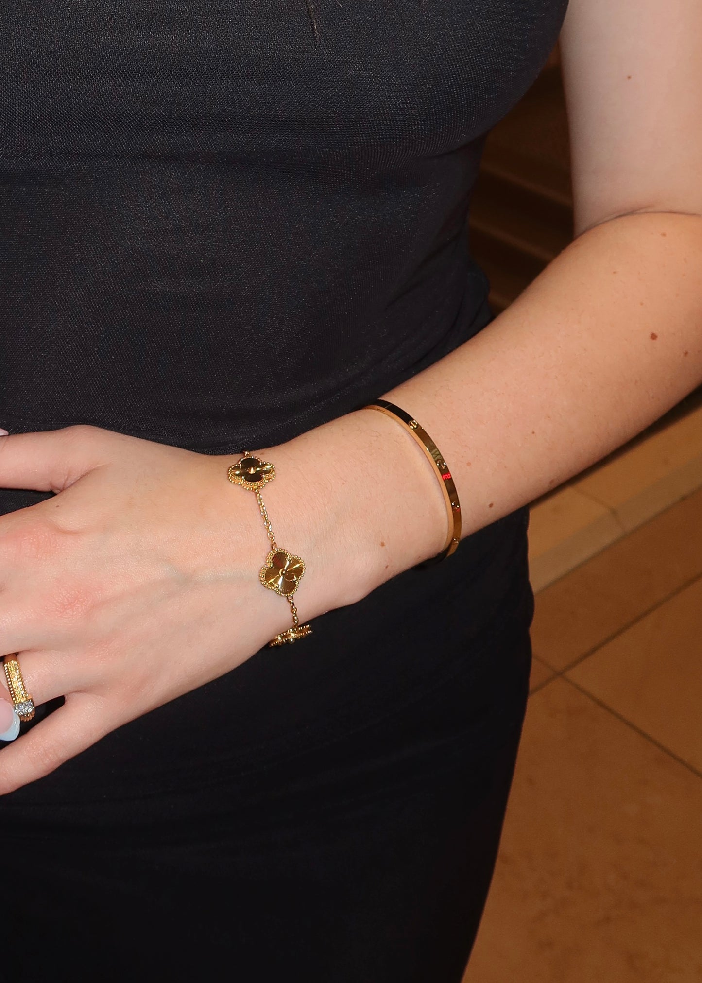 Adelina Bangle Thin Gold