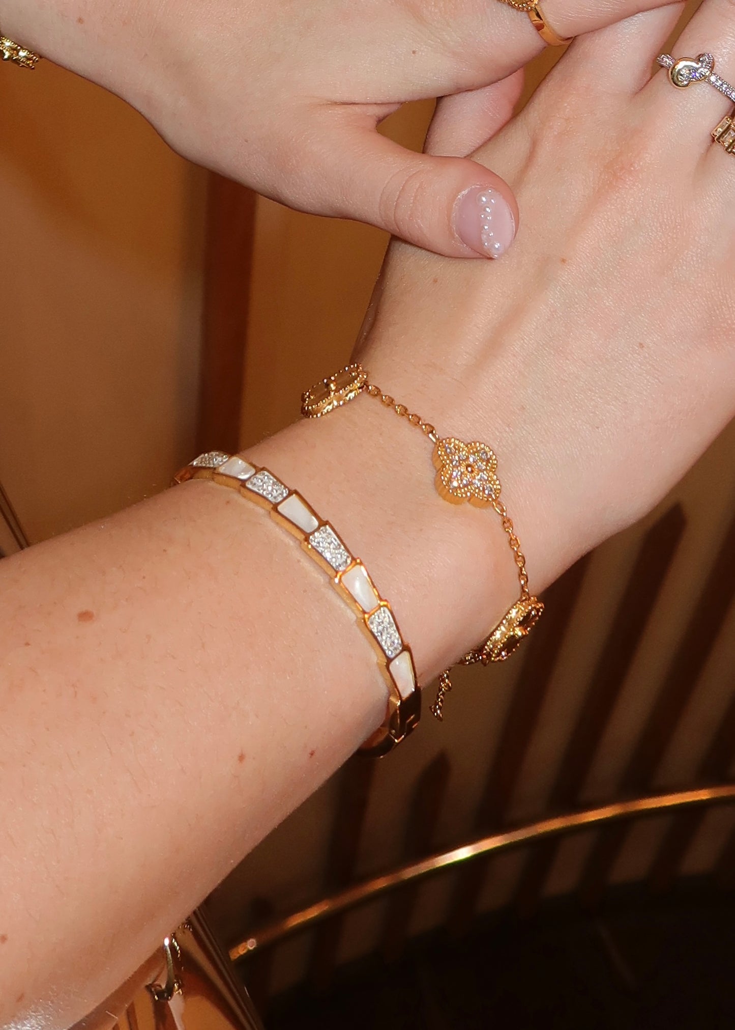 Hilda Bangle Singular
