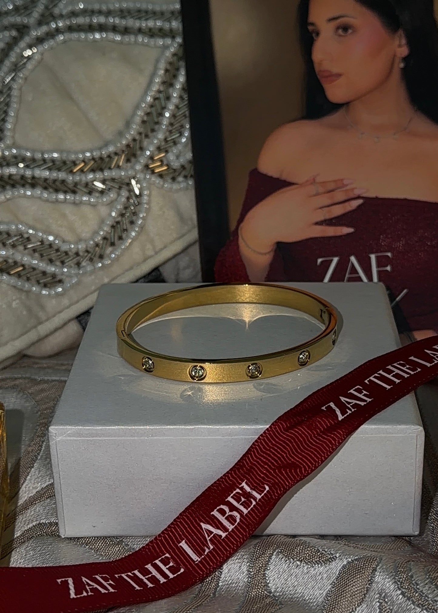 Victoria Bangle Gold